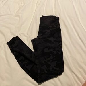 lululemon Align High-Rise Pant 25” Camo SIZE 4